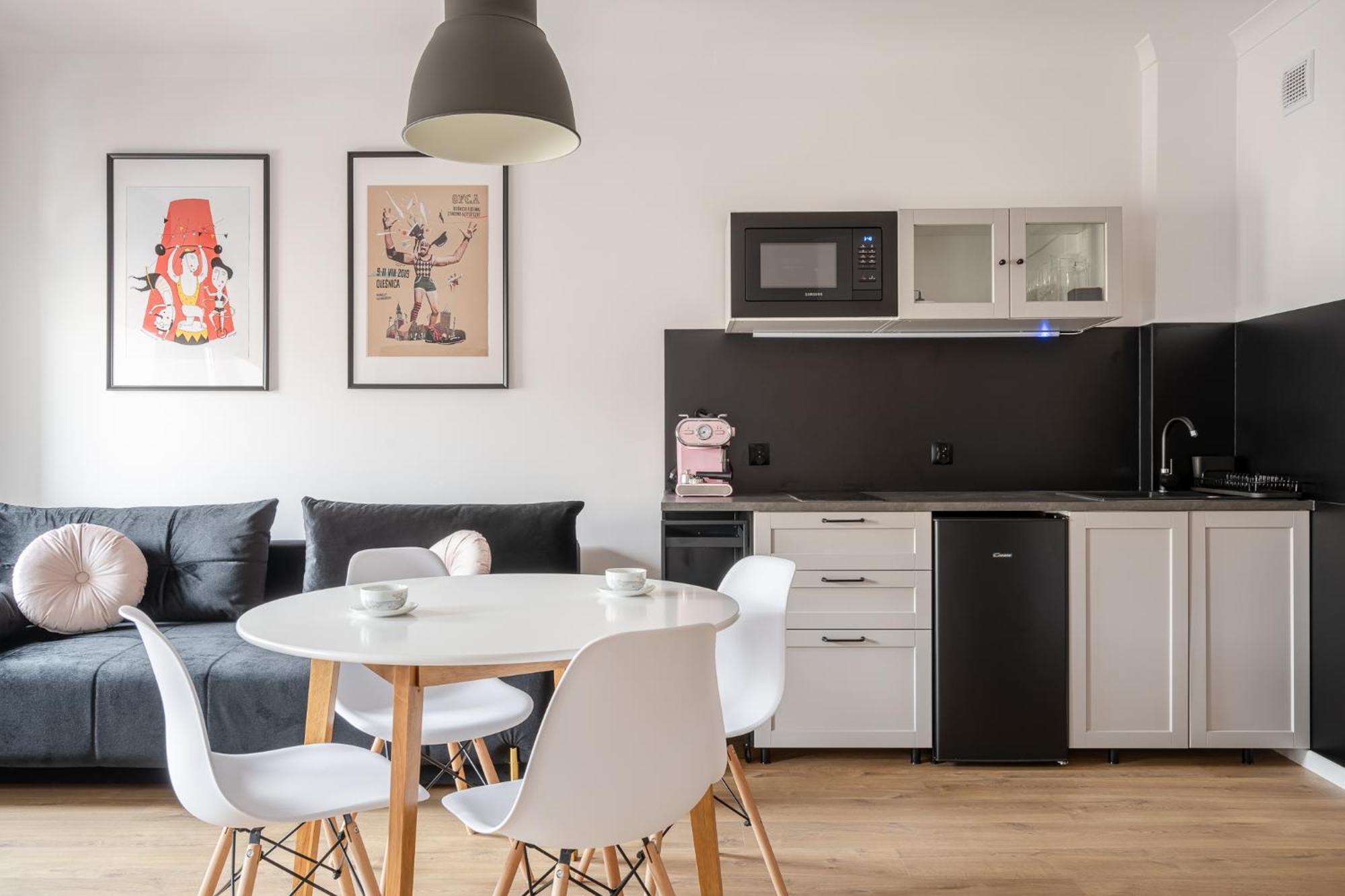 Rentplanet - Apartamenty Cybulskiego II Wroclaw Dış mekan fotoğraf