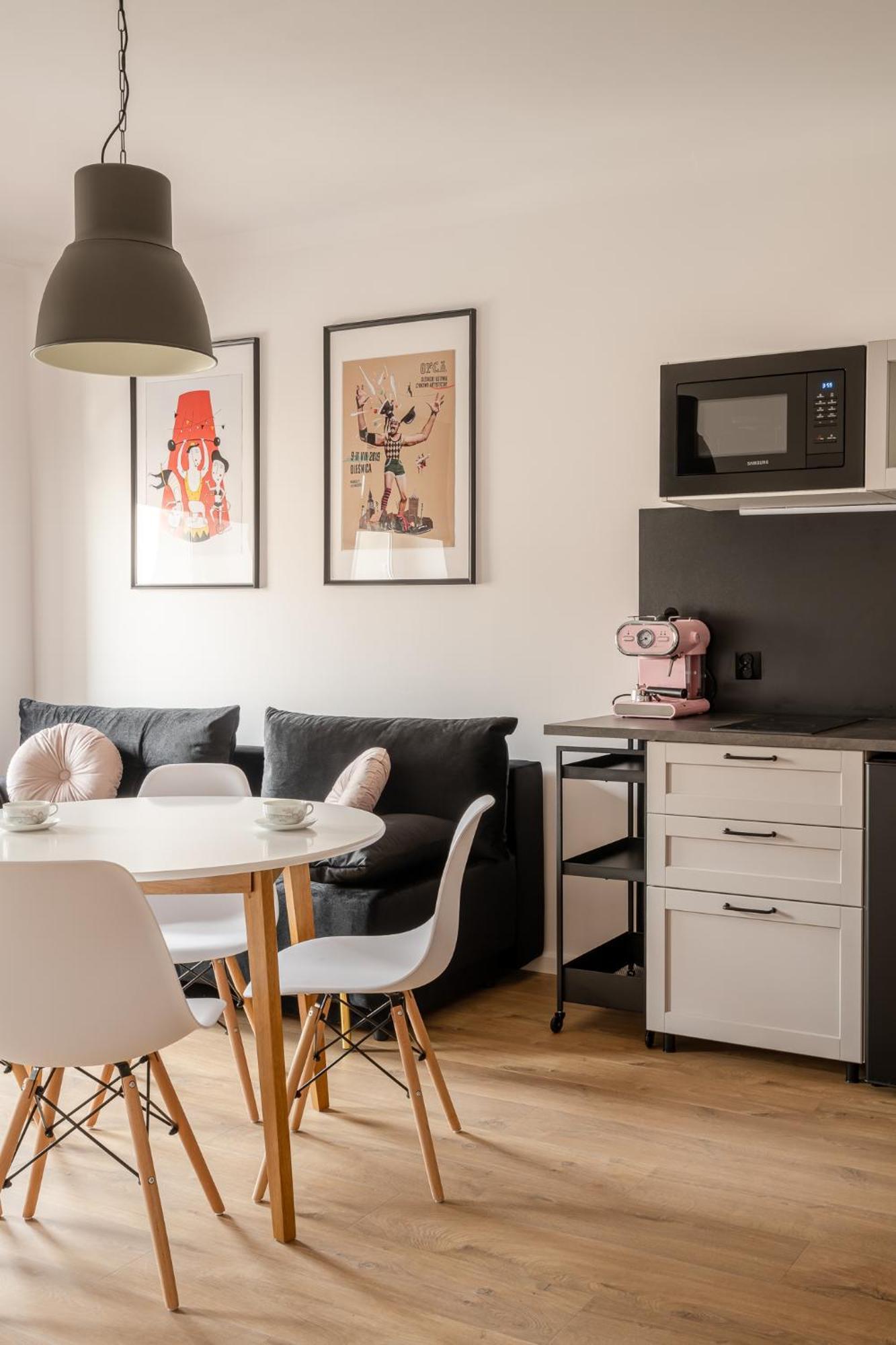 Rentplanet - Apartamenty Cybulskiego II Wroclaw Dış mekan fotoğraf